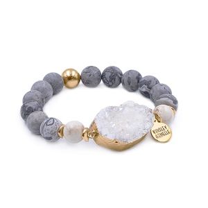 Kinsley Armelle STONE COLLECTION
DUSK BRACELET